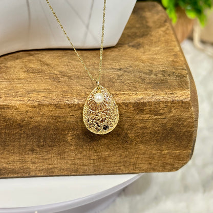 Collier de perles en forme de gouttes Marina