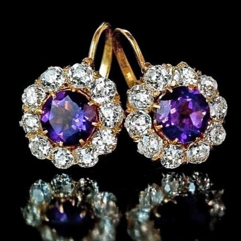 Boucles d'oreilles vintage en verre zirconia violet arrondi