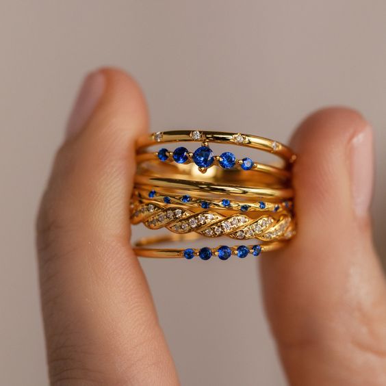 Ensemble de bagues vintage en or bleu