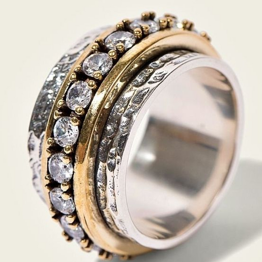 Bague en or et argent avec pierres de zirconium vintage