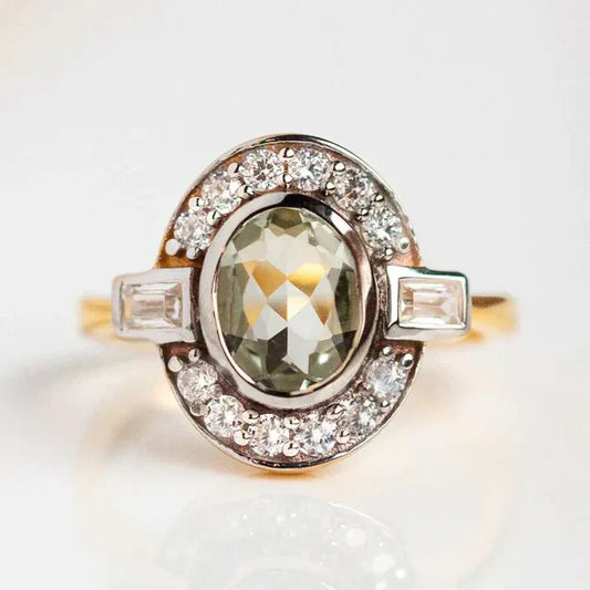Bague vintage en cristal vert olive